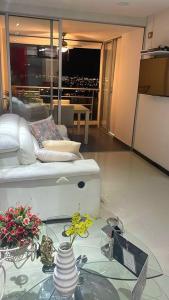 Hermoso y Cómodo Apartamento, con Una gran vista a la ciudad