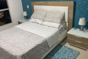 Hermoso y Cómodo Apartamento, con Una gran vista a la ciudad