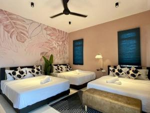 Cozy Holiday Home 18 Pax Bukit Indah JB