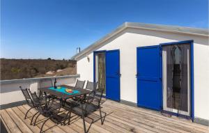 Gorgeous Apartment In Trget With Wifi