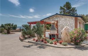 Stunning Home In Nerezine