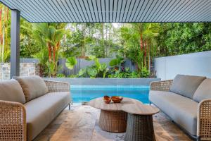 Sea Pavilion - Luxury home sleeps 12 guests