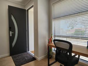 Holiday at the Beach, Spa Bath, King Bed with TV