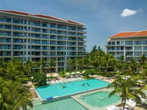 Beachside Paradise Resort