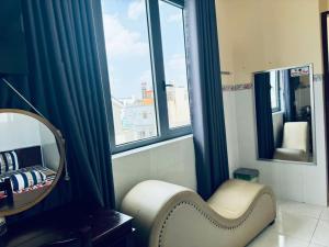 Phòng Có Giường Cỡ King Với Ban Công (King Room with Balcony)