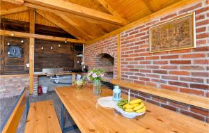 3 Bedroom Lovely Home In Hrnjanec