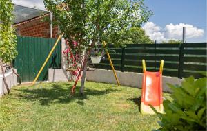 Two-Bedroom Holiday Home In Imotski