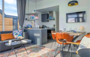 2 Bedroom Lovely Ship In Ohé & Laak