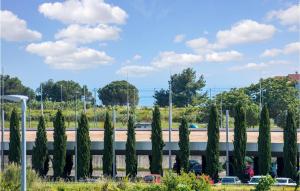 Awesome Home In Novigrad With Kitchen