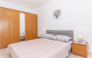 Awesome Apartment In Raslina With House Sea View 