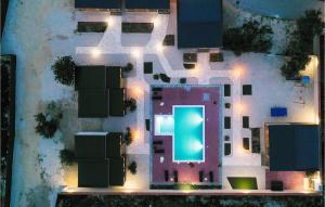 12 Bedroom Nice Home In Drage