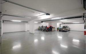 Cozy Apartment In Tucepi