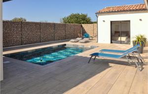 Maisons de vacances Nice Home In Bedarrides : photos des chambres