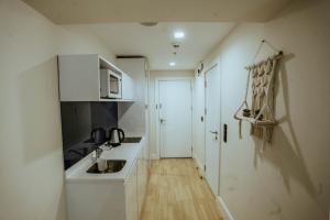 green apartment batumi