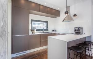 2 Bedroom Awesome Apartment In Zidarici 