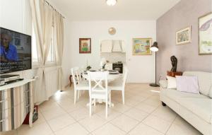 Awesome Home In Kastel Sucurac