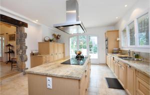 Maisons de vacances Stunning Home In Seillans : photos des chambres