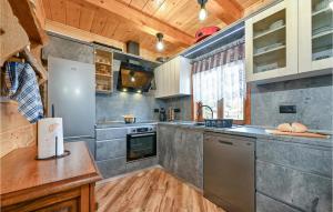 Awesome Home In Vinogradi Ludbreski