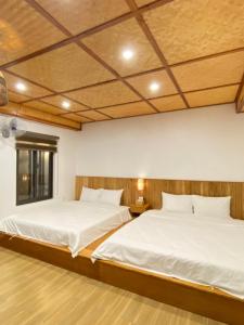 Phòng Gia Đình Có Ban Công (Family Room with Balcony)