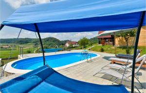 Beautiful Home In Radakovo With Sauna