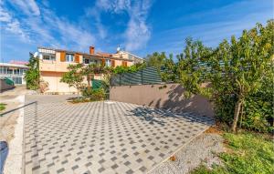 Apartment Banjole With Sea View 201