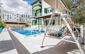 Awesome Home In Split With Sauna