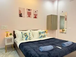 Family Haus - Luxurious AC 3BHK - Foosball, 50 Inch TV - Anumalkudūru