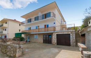 1 Bedroom Beautiful Apartment In Jelsa 