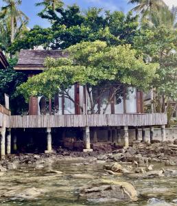 Full Moon Island Resort