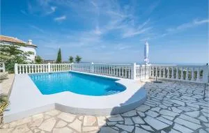 Awesome Home In El Rafol Dalmunia - Monte Pego