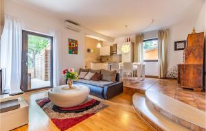 Lovely Apartment In Fazana With Wifi 