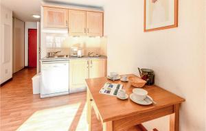 Awesome Apartment In Saint-Pancrace