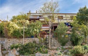 Nice Apartment In Sveti Juraj With Wifi