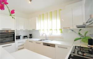 Lovely Home In Pakostane With Wifi 