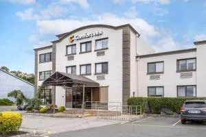 Comfort Inn Edgewater on Hudson River - Cliffside Park