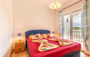 2 Bedroom Stunning Apartment In Nin 