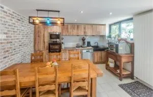 Nice Home In Bucquoy With Wifi - Courcelette