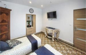 Nice Home In Bucquoy With Wifi