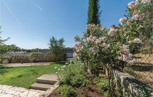 Two-Bedroom Apartment In Betiga