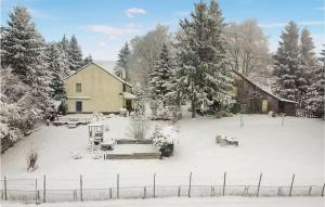 4 Bedroom Nice Home In Hellenthal