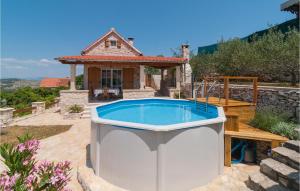 1 Bedroom Lovely Home In Nerezisca 