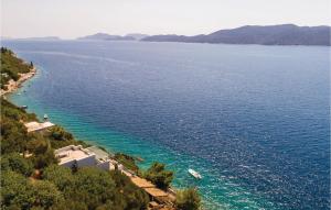 Two-Bedroom Apartment In Ratac