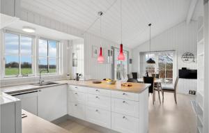 Awesome Home In Fredericia With Kitchen