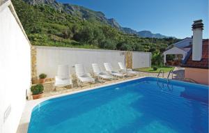 1 Bedroom Amazing Apartment In Podaca 