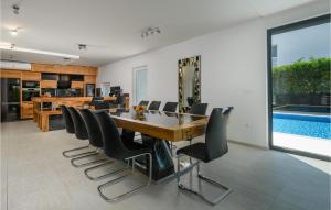 Nice Home In Fazana With Outdoor Swimming Pool 
