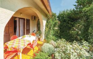 Stunning Apartment In Crikvenica