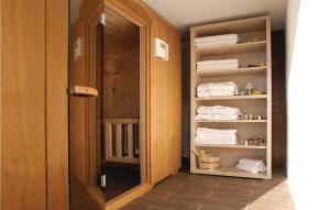 Gorgeous Home In Kalebova Luka