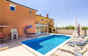 Gorgeous Home In Vodnjan