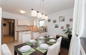 Gorgeous Home In Banjol With House Sea View 