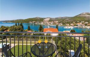 Beautiful Home In Seget Vranjca